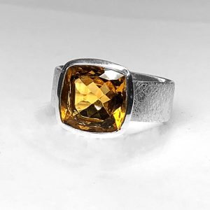 RA210-5 Citrin 17 11x11 mm Kissenform